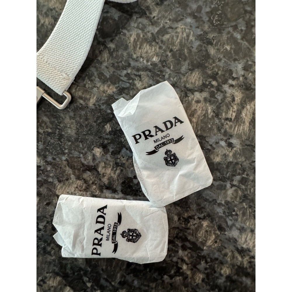 AUTHENTIC PRADA Canvas White Belt, Unisex Adults. New!!! Size 25" Waist - Picture 4 of 6